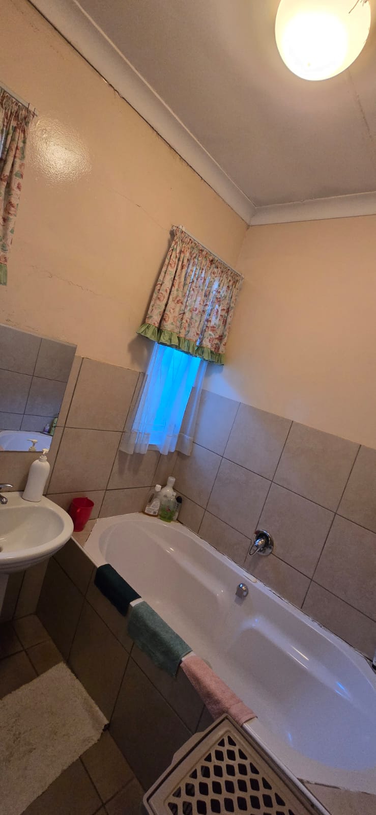 4 Bedroom Property for Sale in Universitas Free State